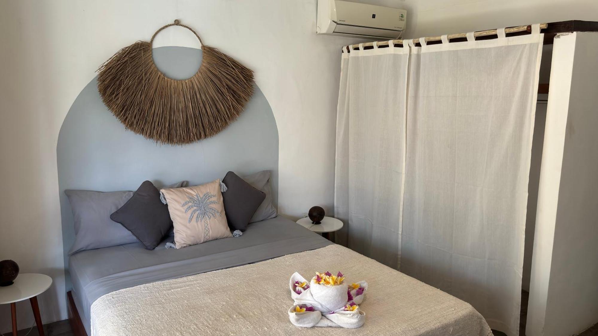 Villa Oceane Gili Air Exterior photo